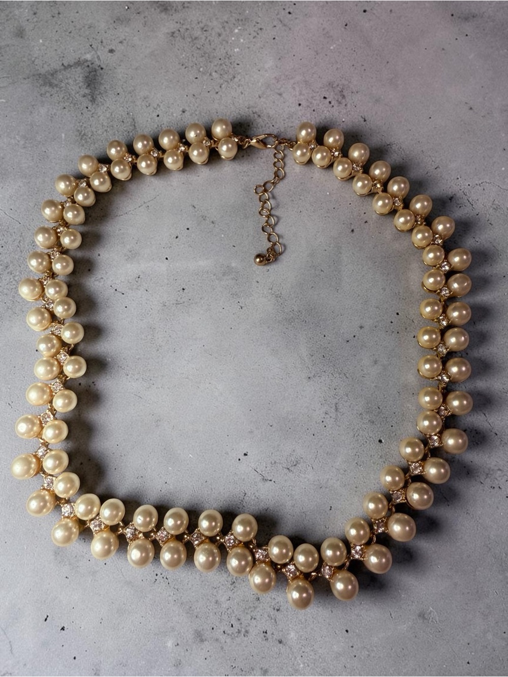 Elegant Cream Pearl Cluster Necklace - Women Jewelry